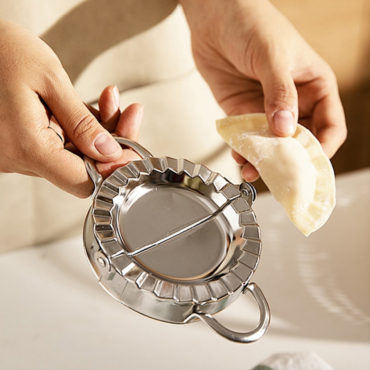 Kitchen Gadgets Trending - Stampo per Ravioli in Acciaio Inossidabile